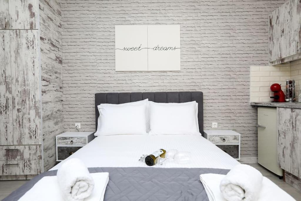 Nickmar Corfu Apartment *